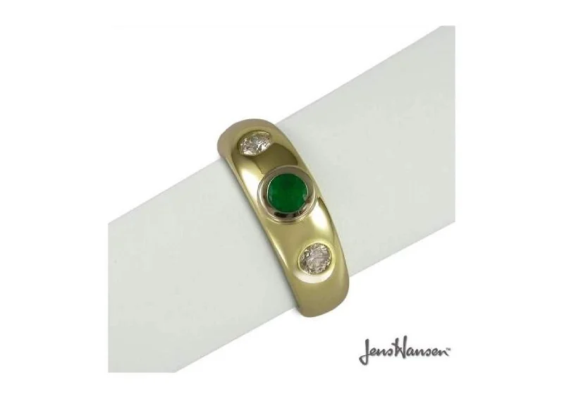 Stunning Statement Jewelry, Unbeatable Discounts Natural Emerald & Diamond Ring, Yellow Gold