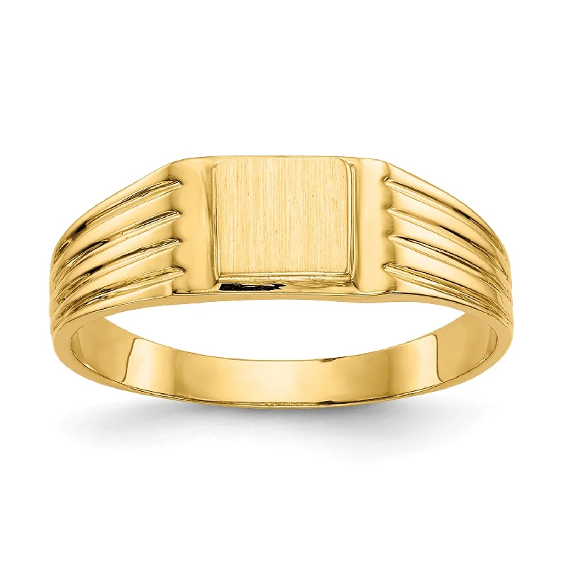 Make Your Outfit Shine With Discounted Jewelry 14KT Yellow Gold Signet Ring; Size 6