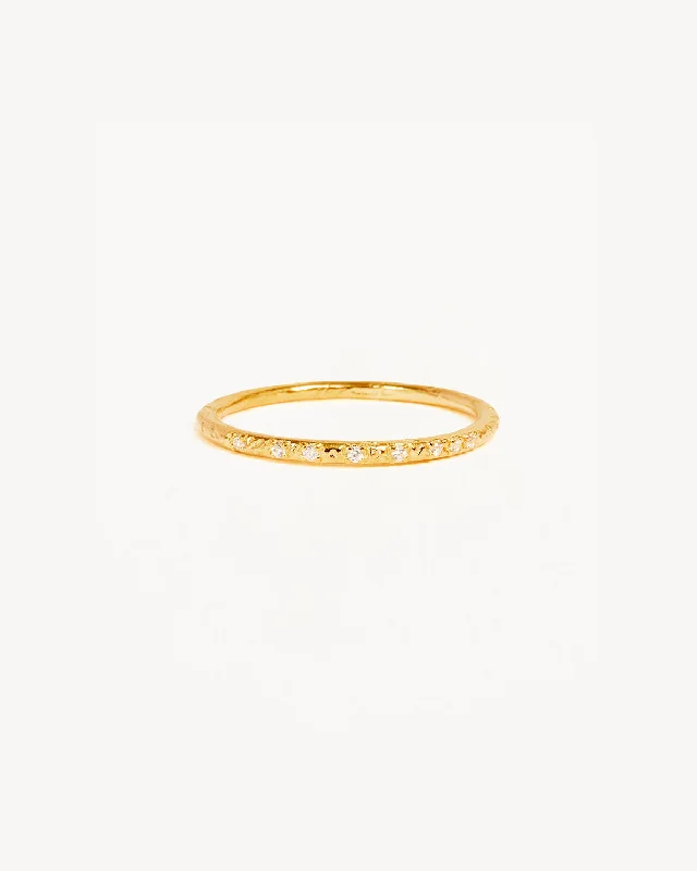Save On Luxury Jewelry Pieces – Limited-Time Offers 18k Gold Vermeil Illuminate Ring