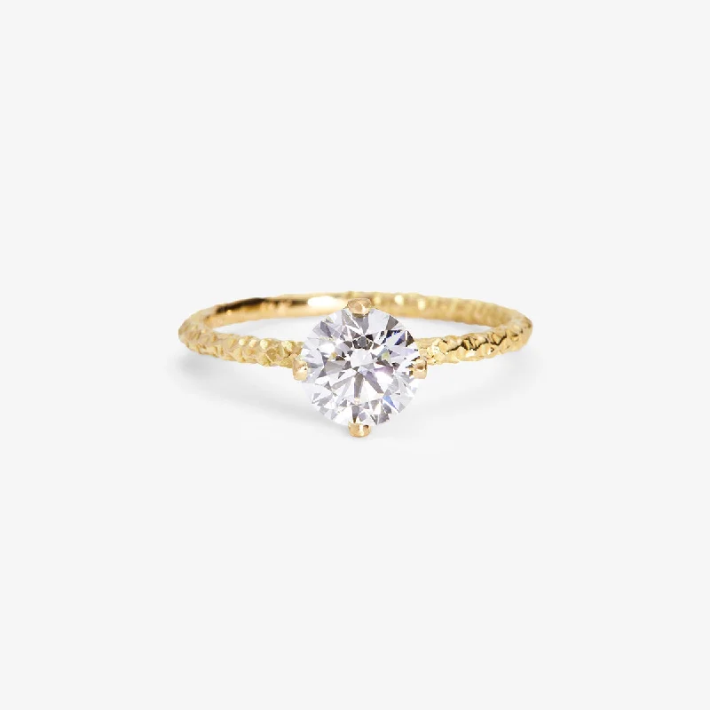 Bohemian-Inspired Jewelry For Free-Spirited Fashion R9008W | 6.5mm White Diamond Homespun Solitaire Ring