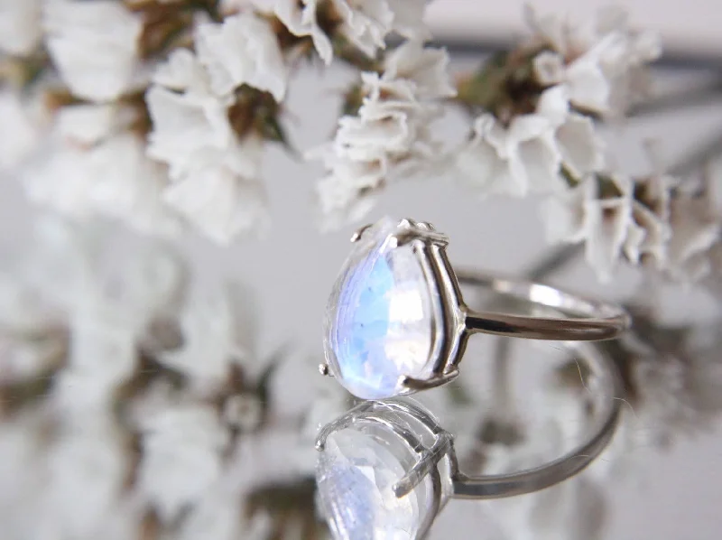 Premium Jewelry Now Available At Special Discounts 12x8 Pear Cut Moonstone Ring