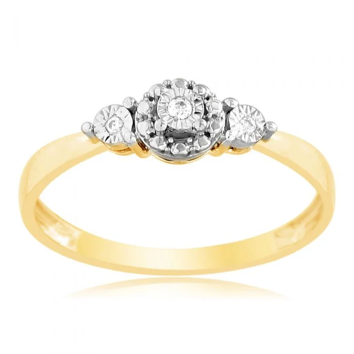 Luxury Jewelry At Unbeatable Discounts 9ct Yellow Gold Diamond Trilogy Ring with 3 Brilliant Diamonds in Disc Setting Luxury Jewelry At Unbeatable Discounts 9ct Yellow Gold Diamond Trilogy Ring with 3 Brilliant Diamonds in Disc Setting