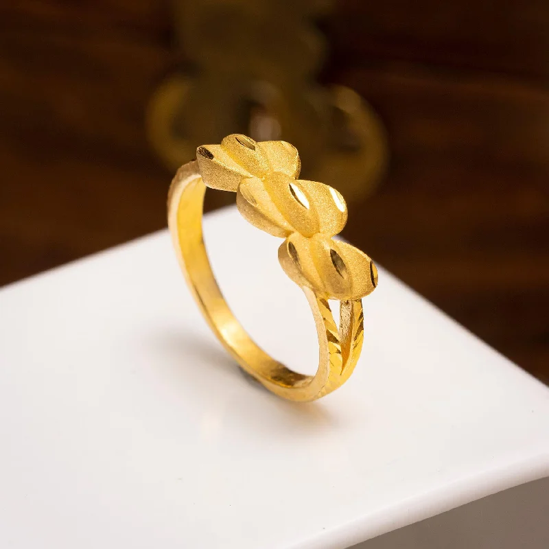 Romantic Heart-Shaped Jewelry For Special Gifts Floran Bow Golden Ring PGR183-001