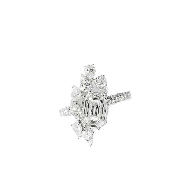 Unmissable Discounts On Timeless Jewelry Pieces Illusion Diamond Asymmetrical Small White Ring