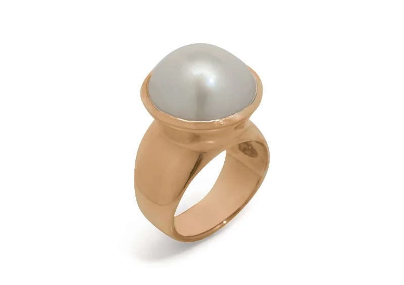 Luxury Jewelry At Unbeatable Discounts Luminescent Mabe Pearl Ring, Red Gold