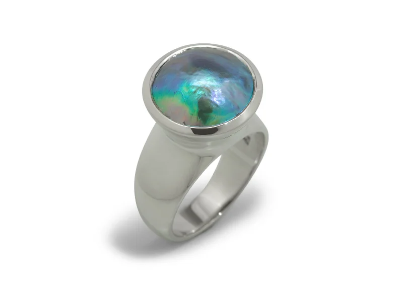 Big Discounts On Elegant Jewelry Collections Luminescent Pāua Pearl Ring, Sterling Silver
