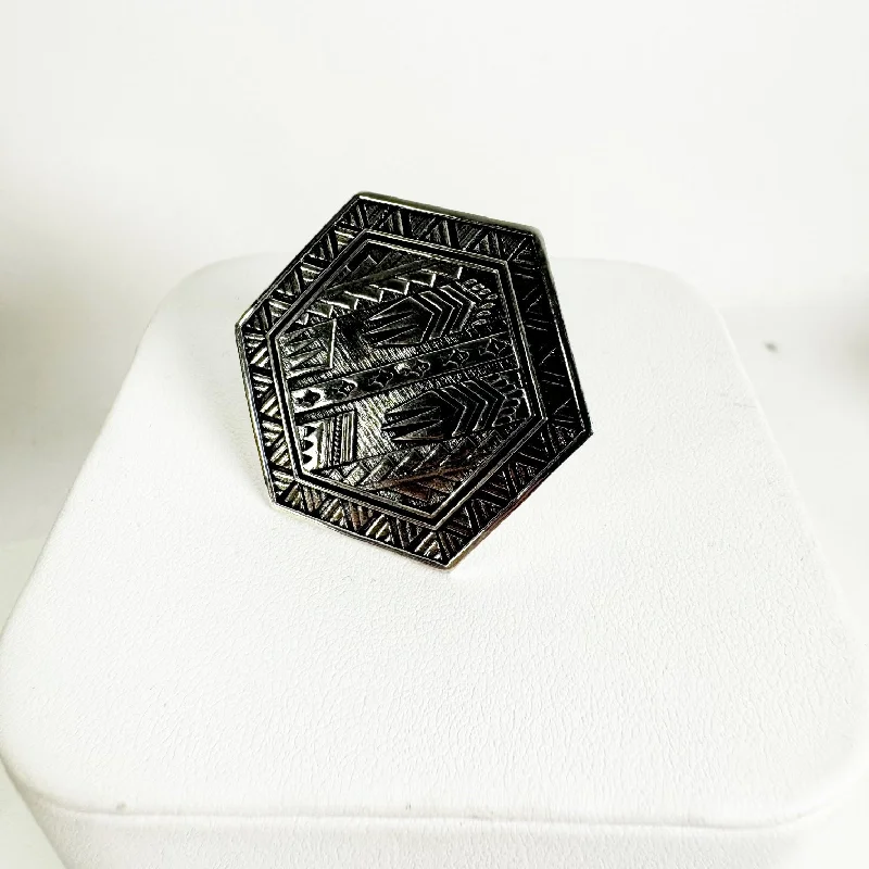 Unmissable Jewelry Clearance – Final Reductions Maui Shield Ring