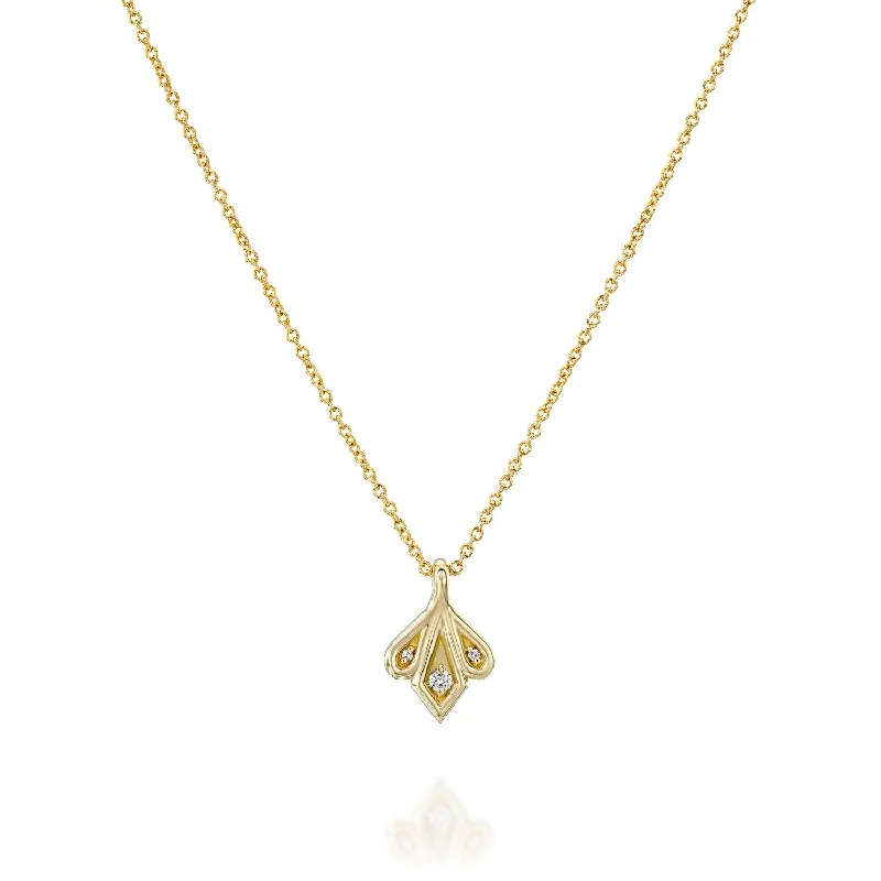 The Perfect Jewelry Piece At The Perfect Price Roza Necklace White Diamonds