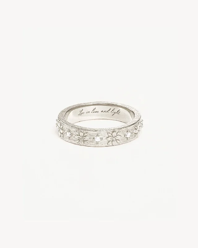 Unmissable Discounts On Timeless Jewelry Pieces Sterling Silver Live in Grace Ring
