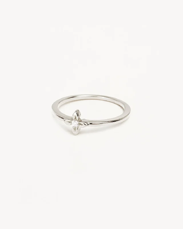 Huge Markdowns On Premium Jewelry Styles Sterling Silver Live in Light Ring