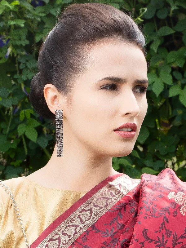 Discounted Jewelry For A Glamorous Look Odette Women Silver Metal Tassel Earrings