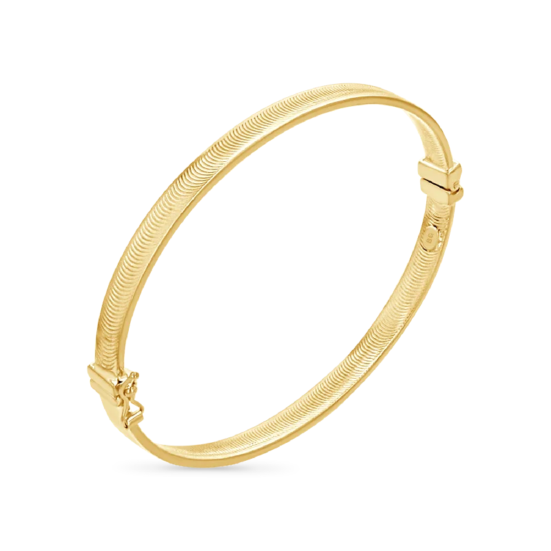 Clearance Sale On High-End Jewelry Collections Wide Crescent Cut Bangle (5mm)