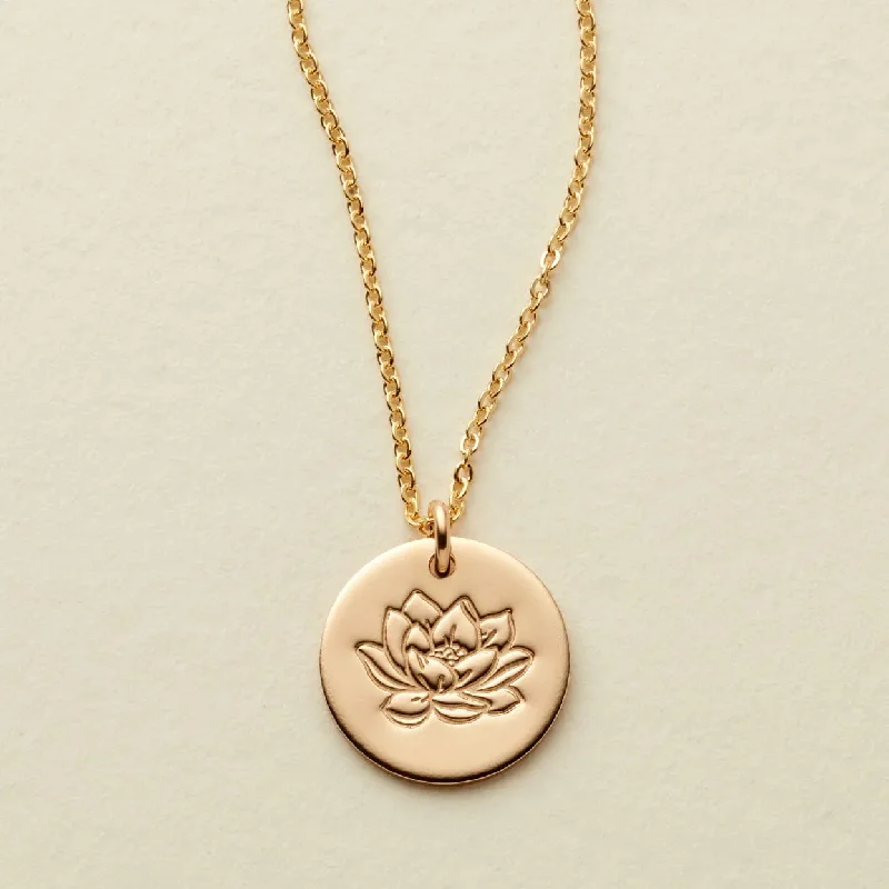 Fashion-Forward Jewelry At Exclusive Discounts July Birth Flower Necklace