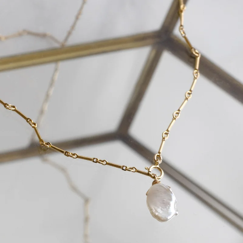 Discounted Jewelry For A Glamorous Look The Keshi Pearl Necklace | Gold Filled