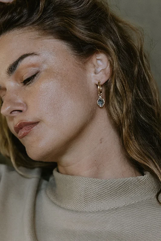 Holiday Jewelry Sale – Perfect Gifts At Great Prices Clasp Hoop Earrings - Prong Set Herkimer Diamonds Holiday Jewelry Sale – Perfect Gifts At Great Prices Clasp Hoop Earrings - Prong Set Herkimer Diamonds