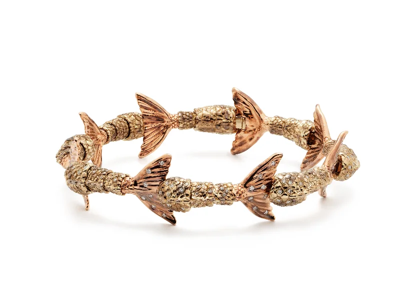 Unmissable Jewelry Sale – Shop Before It's Too Late Mermaid Tails 18K Gold & Rose Gold Bracelet w. Diamonds Unmissable Jewelry Sale – Shop Before It's Too Late Mermaid Tails 18K Gold & Rose Gold Bracelet w. Diamonds
