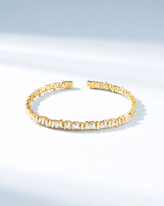 High-Quality Gemstone Jewelry For Special Occasions Classic Diamond Bangle
