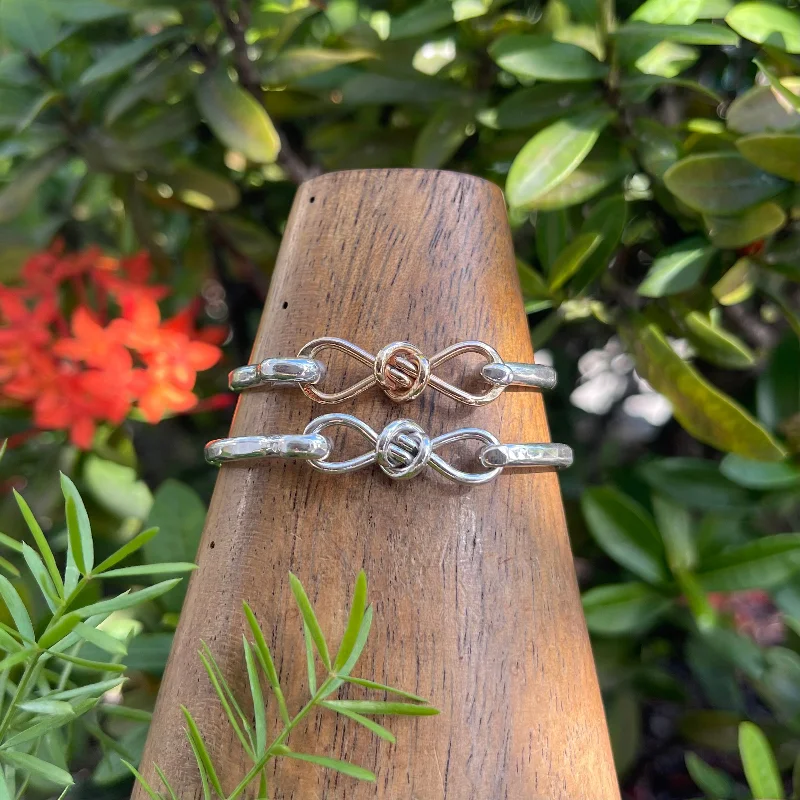 Shop Handcrafted Jewelry At Special Promotional Rates Crucian Knot 3mm Latching Bracelet Shop Handcrafted Jewelry At Special Promotional Rates Crucian Knot 3mm Latching Bracelet