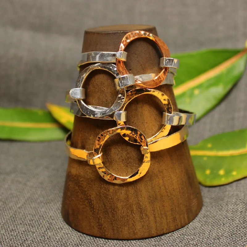Seasonal Jewelry Clearance – Best Styles At The Lowest Prices Four Corner 5mm Latching Bracelet Seasonal Jewelry Clearance – Best Styles At The Lowest Prices Four Corner 5mm Latching Bracelet