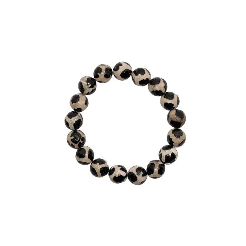 Shine In Style – Shop Jewelry Discounts Today Giraffe Black and Cream Agate 12mm Bracelet Shine In Style – Shop Jewelry Discounts Today Giraffe Black and Cream Agate 12mm Bracelet