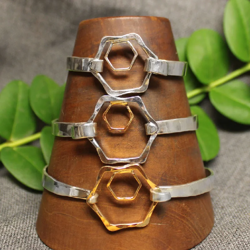 Luxury Jewelry Without The Luxury Price Tag Honeycomb 5mm Latching Bracelet