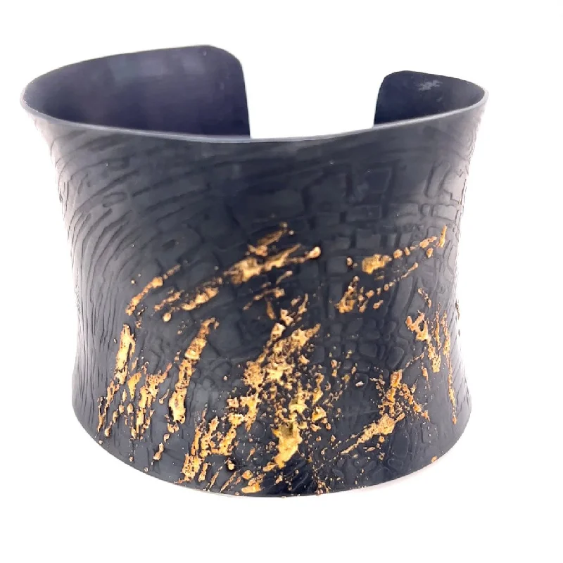 Roccia Lunare Cuff