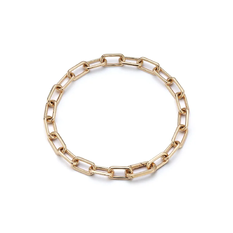 Timeless Elegance Now At Special Discounts SAXON 18K GOLD CHAIN LINK BRACELET WITH ELONGATED CLASP Timeless Elegance Now At Special Discounts SAXON 18K GOLD CHAIN LINK BRACELET WITH ELONGATED CLASP