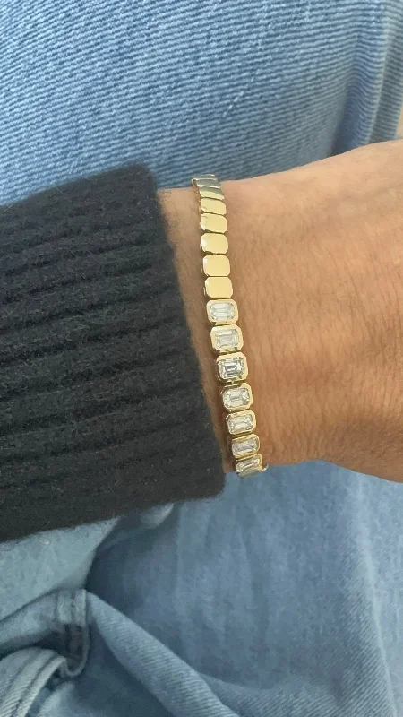 Holiday Jewelry Sale – Perfect Gifts At The Best Prices The Carrington Emerald Diamond Tennis Bracelet