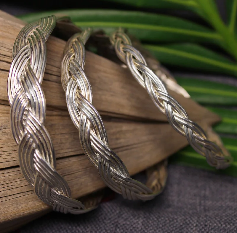 Discounted Jewelry For A Glamorous Look Turkshead Bangle Sterling SIlver