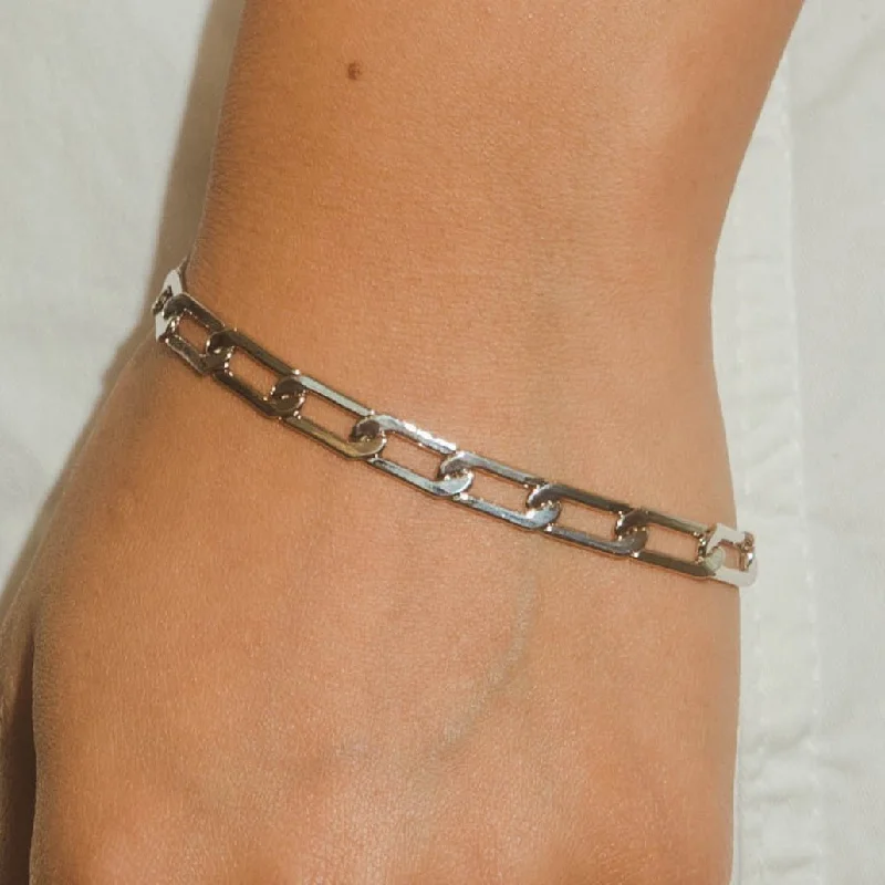 Elevate Your Jewelry Collection With Limited-Time Savings Chain Link Bracelet - White Gold