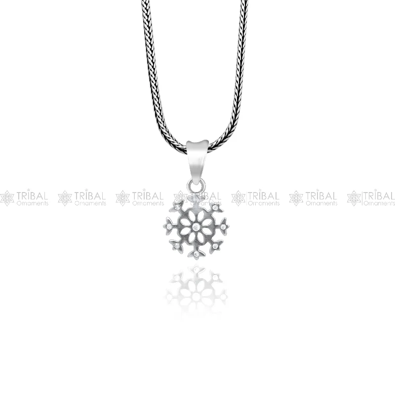 925 Sterling silver unique diamond  pendant nsp948