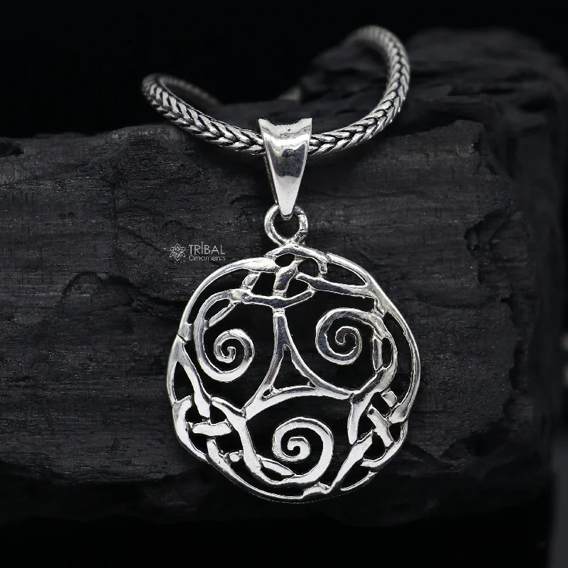 Get The Sparkle You Love At Prices You Adore 925 sterling silver Triskelion CELTIC pendant, excellent high quality pendant silver necklace locket nsp708