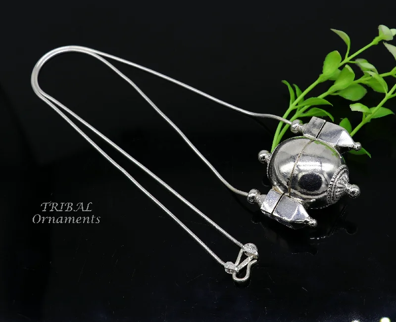 Elegant Jewelry, Affordable Luxury – Shop Now Unique handmade solid sterling silver chain and Shiva lingam box, box pendant necklace set, container pendant tribal jewelry India set491